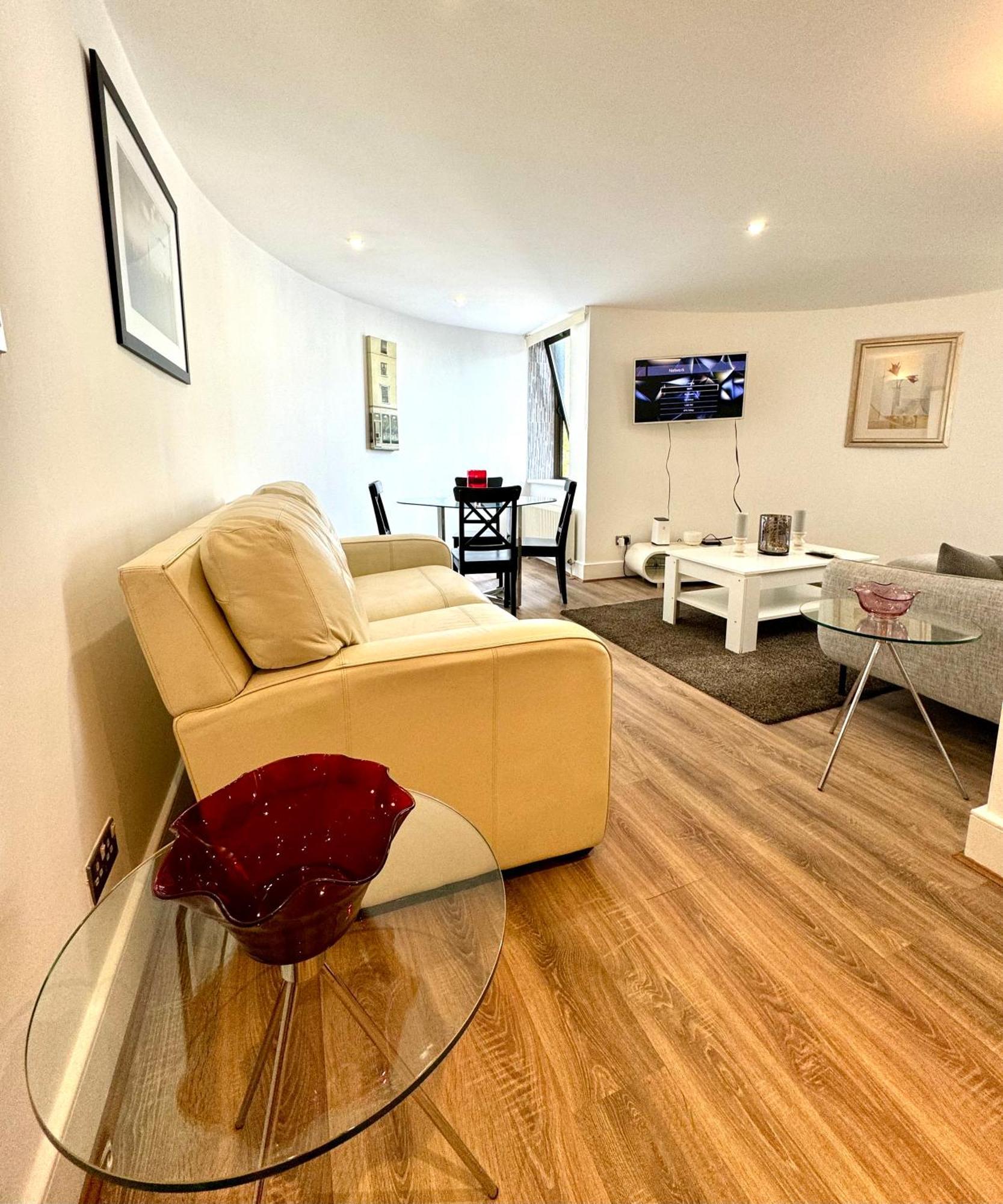 Appartamento The Crib - 3 Bedroom Central By Wild Londra